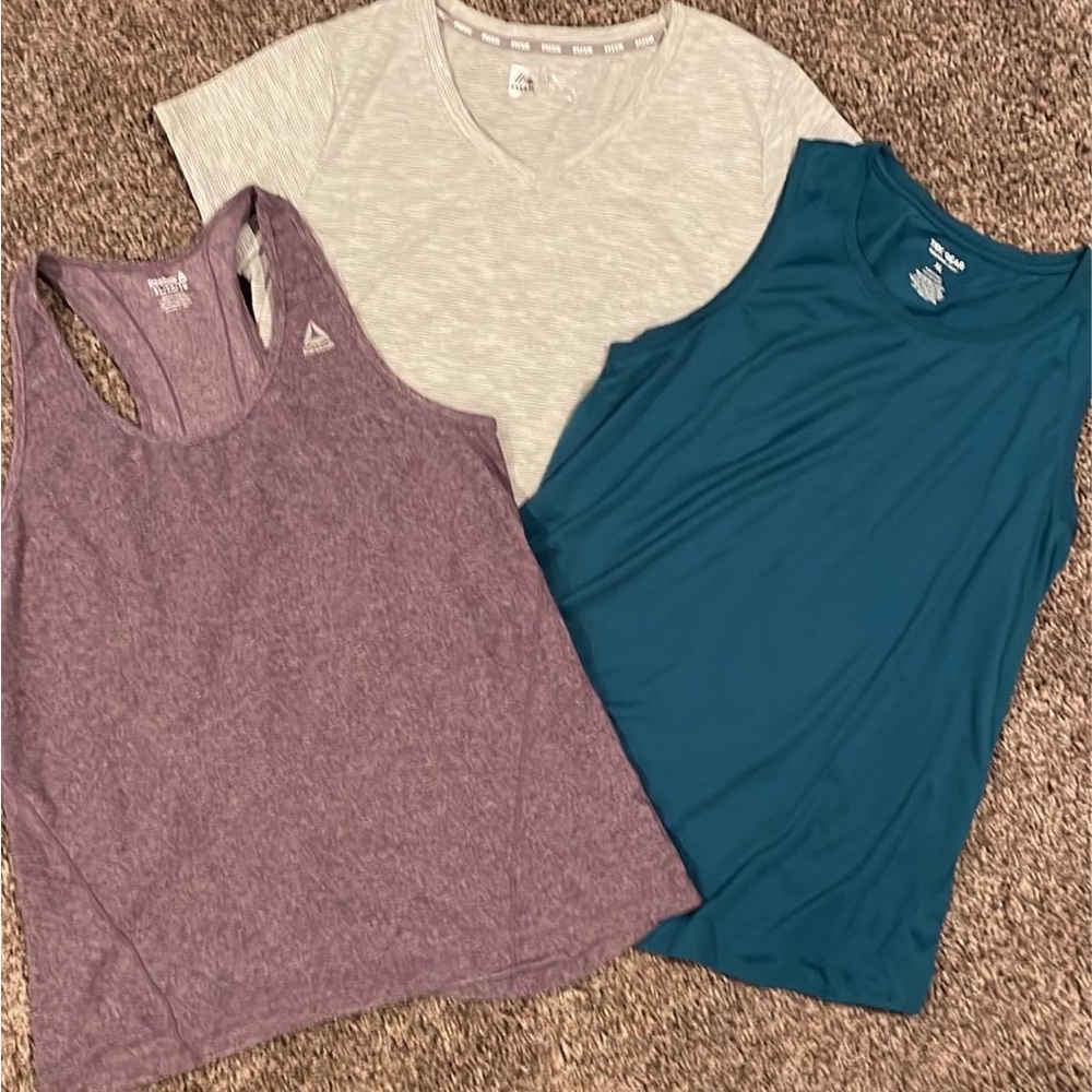 REEBOK work out tops XL